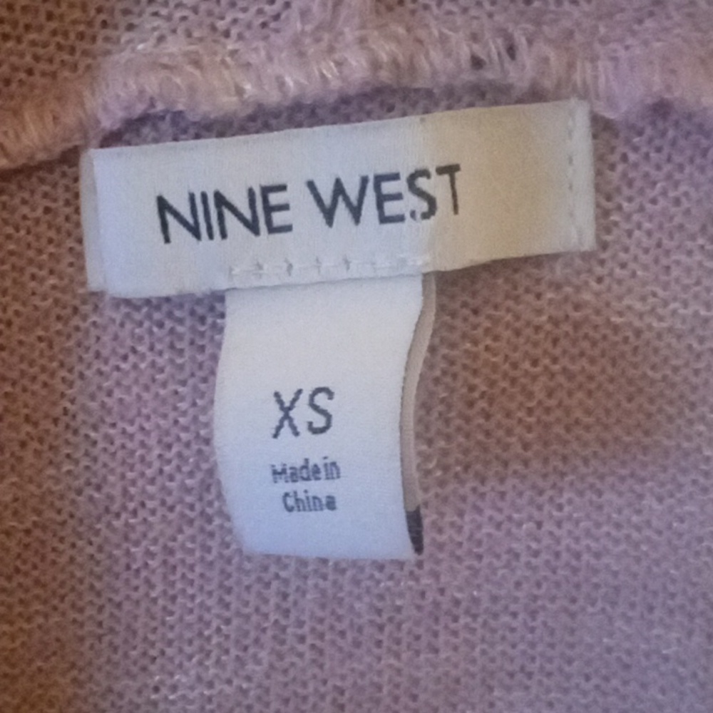 Button less sweater - Picture 2 of 2